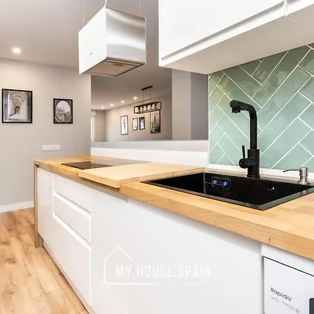 Myhousespain - Precioso Piso En Apartamento *