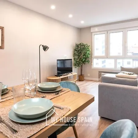 Myhousespain - Precioso Piso En Apartamento Oviedo